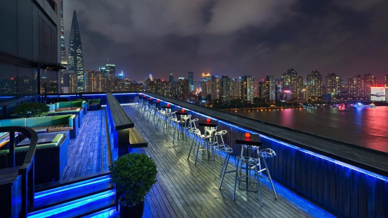 Hotel Indigo Shanghai On The Bund terrace